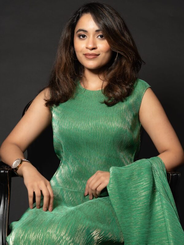 Ahana Regal Dress with Shawl(2)-min