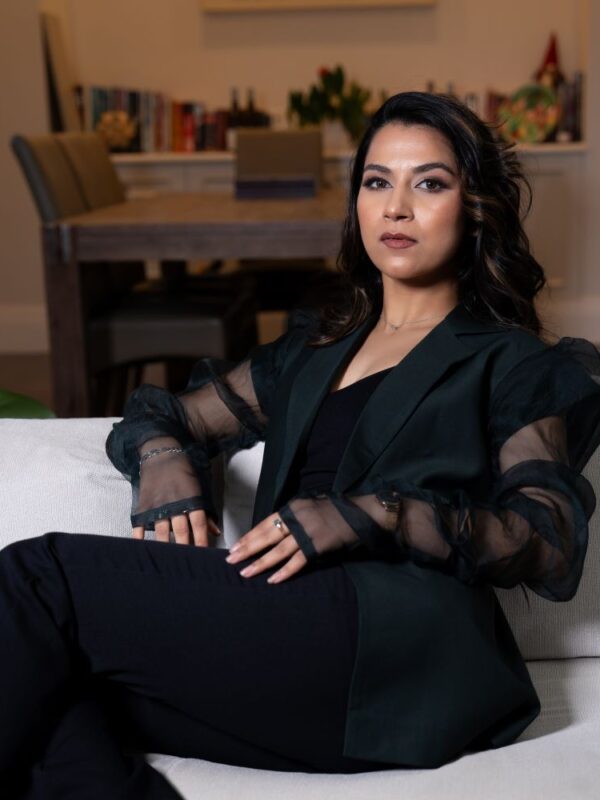 Aria Elegance Blazer. (1)