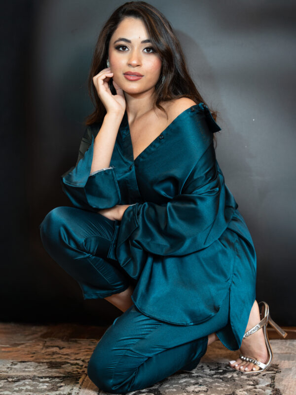 Luna Teal Shirt(2)